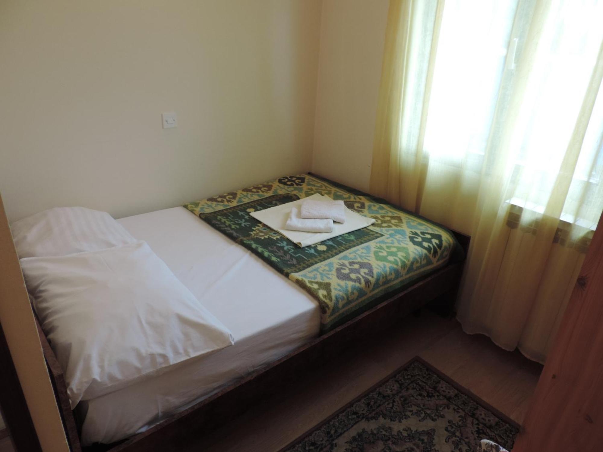 Bed And Breakfast Victoria Огулин Экстерьер фото