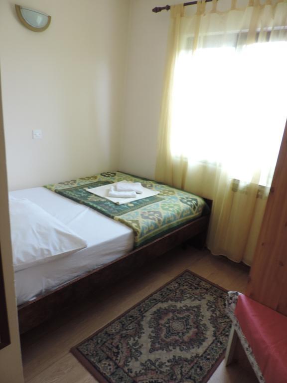 Bed And Breakfast Victoria Огулин Номер фото