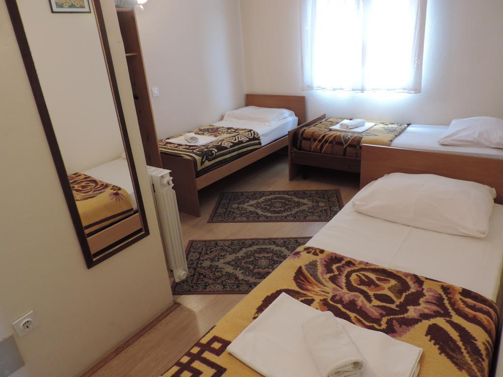 Bed And Breakfast Victoria Огулин Номер фото